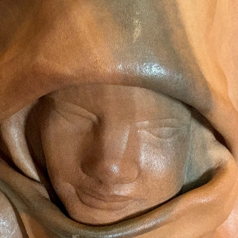 VTG Sculpted Leather Wall Art Hooded Woman Face Sculpture Signed G. Binst 14”X9” - Picture 4 of 16
